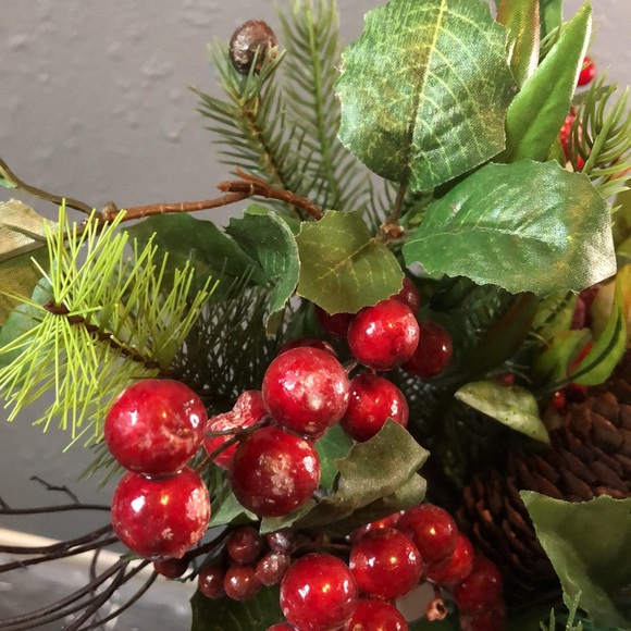 Holiday faux florals picks pinecone, berries, greenery lot of 10 various length - Picture 6 of 14